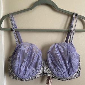 Beautiful Victoria Secret bra 36 DD